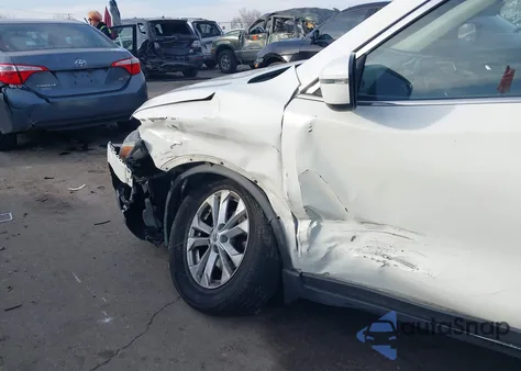 2016 Nissan Rogue Sv z USA, uszkodzony, nr VIN JN8AT2MT1GW024752